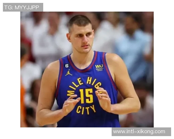 现役球员中六人三双超六十仅约基奇效力于非加州球队