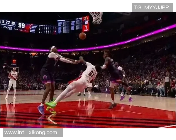 道苏姆拉与西索科激烈冲突引发争议双方均被罚下场