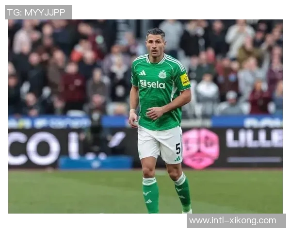 切尔西内部讨论决定在转会窗口寻找新中卫以增强防线实力